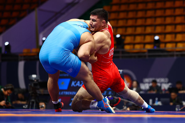 Три медали в третий день Ulaanbaatar Open: Даулетбеков завоевал серебро, Сакаев и Сыздыкова — бронзу
